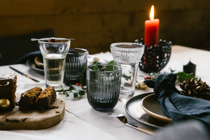 ❄️ Snowed-In & Styled: Cozy French Entertaining for Winter Days